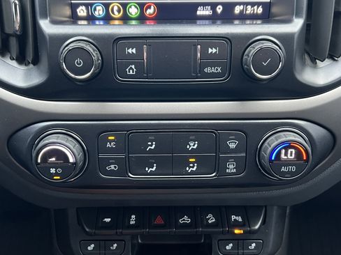 Used 2019 Chevrolet Colorado Z71 image 27