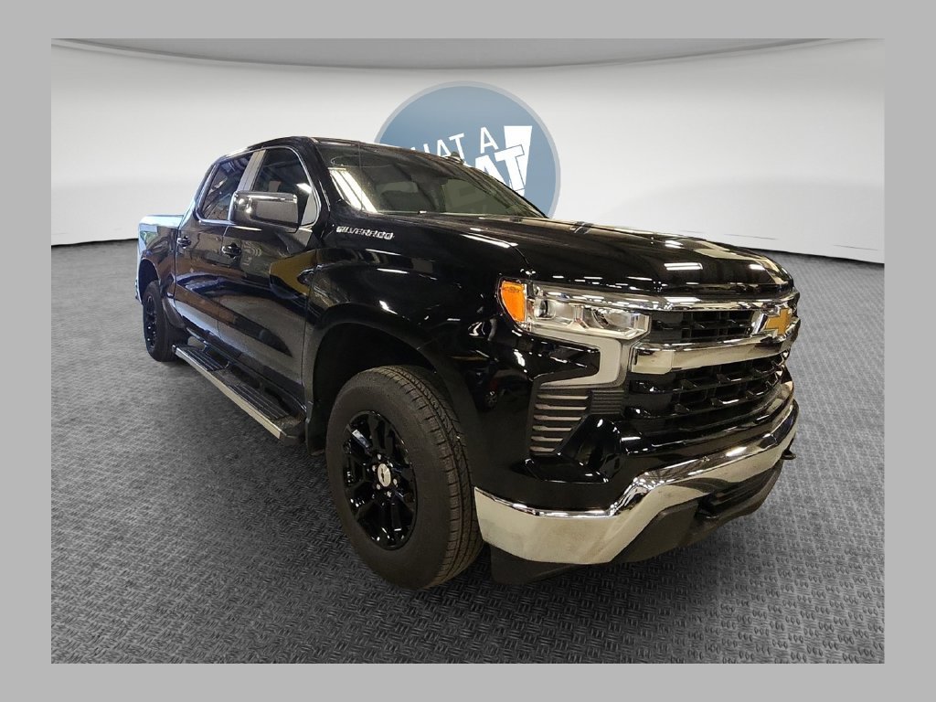 Used 2024 Chevrolet Silverado 1500 LT AWD/4WD image 1