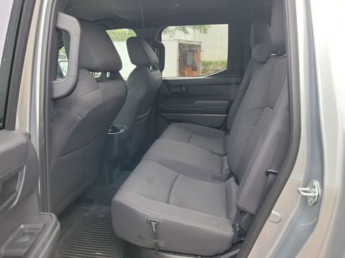 Used 2025 Toyota Tacoma SR5 AWD/4WD image 10