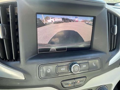 Used 2022 GMC Terrain SLE w/ Driver Convenience Package image 20