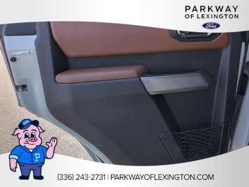 Used 2023 Ford Bronco Outer Banks w/ Sasquatch Package AWD/4WD image 28