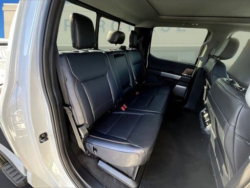 New 2026 Ford F250 Lariat w/ Lariat Ultimate Package image 10