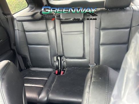 Used 2021 Jeep Grand Cherokee Limited image 16