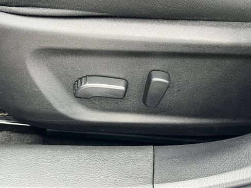 Used 2025 Nissan Altima 2.5 SV FWD image 22