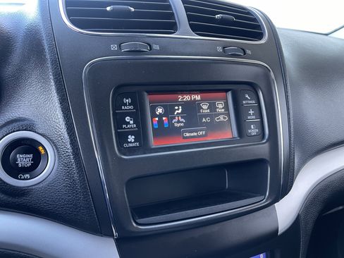 Used 2018 Dodge Journey SE w/ Blacktop Package image 34