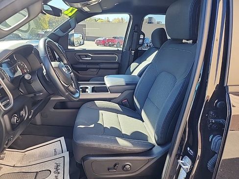 Used 2022 RAM 1500 Big Horn AWD/4WD image 11