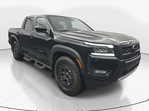 Used 2025 Nissan Frontier Pro-X w/ Pro Convenience Package image 2