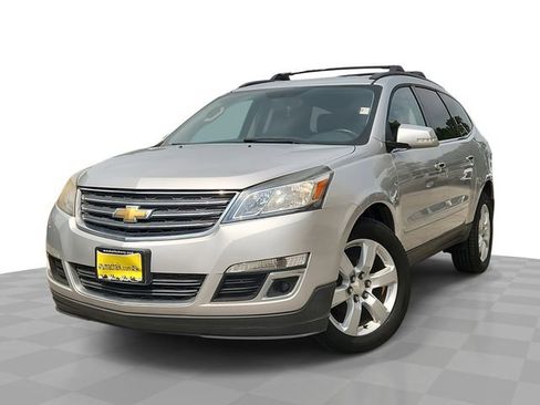Used 2016 Chevrolet Traverse LT w/ Style and Technology Package FWD image 1