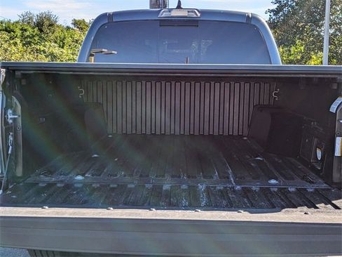 Used 2021 Toyota Tacoma Limited image 13