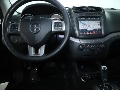 Used 2017 Dodge Journey Crossroad w/ Popular Equipment Group image 29
