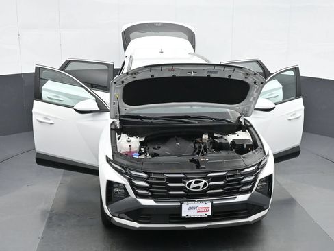 Used 2025 Hyundai Tucson SEL AWD/4WD image 34