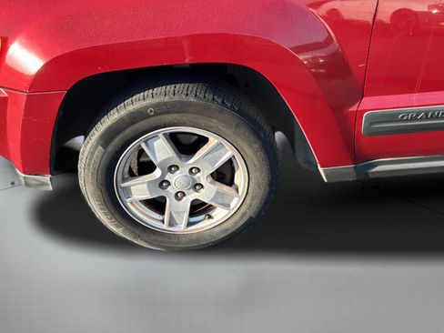 Used 2005 Jeep Grand Cherokee Laredo RWD image 36