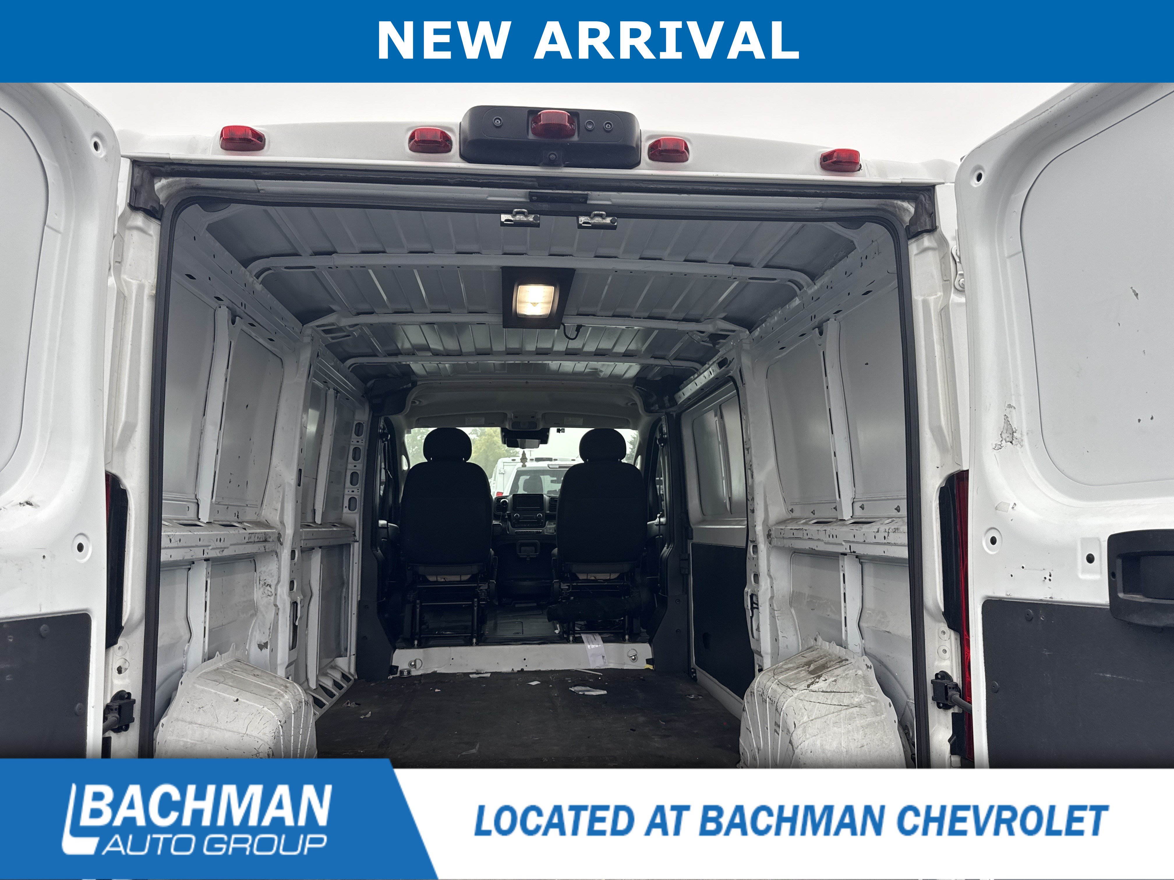 Used 2023 RAM ProMaster 1500 w/ Driver Convenience Group FWD image 6