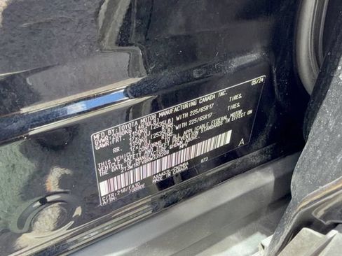 Used 2024 Toyota RAV4 XLE w/ Convenience Package FWD image 33