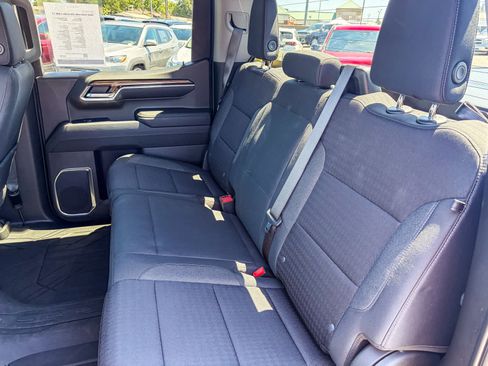 Used 2023 Chevrolet Silverado 1500 LT AWD/4WD image 17