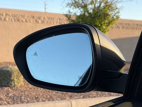 Used 2023 Alfa Romeo Stelvio Sprint image 22