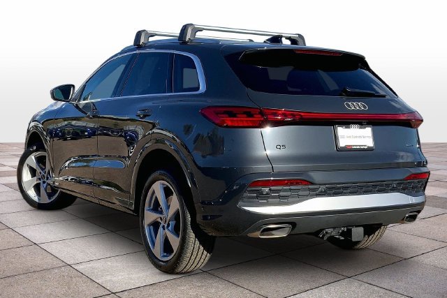 Used 2025 Audi Q5 Premium AWD/4WD image 11