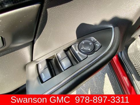 Certified 2022 Buick Envision Essence w/ Technology Package I AWD/4WD image 24
