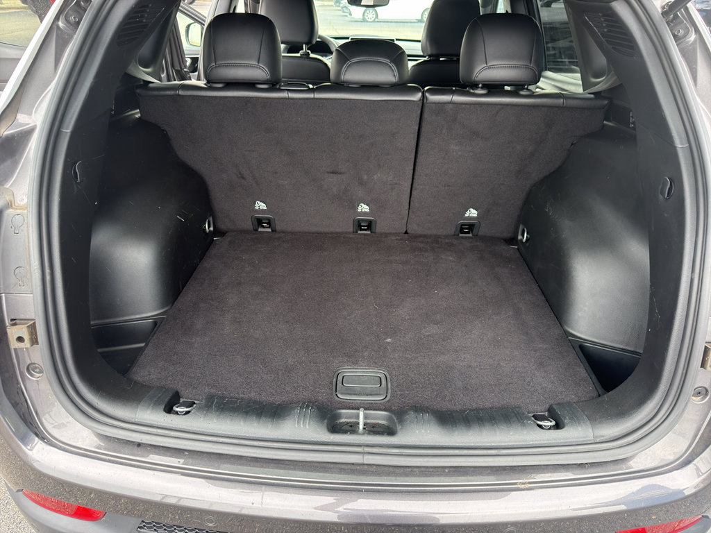 Used 2024 Jeep Compass Limited AWD/4WD image 10