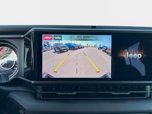 New 2025 Jeep Gladiator Rubicon w/ Safety Group image 24