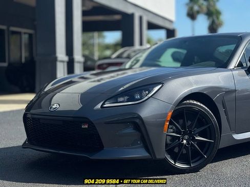 Used 2023 Toyota GR86 Premium RWD image 2