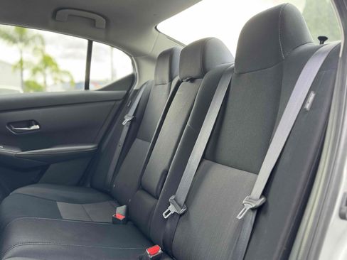 Used 2020 Nissan Sentra SV image 13