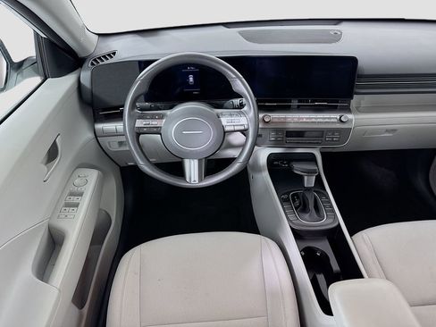 Certified 2025 Hyundai Kona SEL image 22