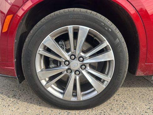 Used 2023 Cadillac XT6 Premium Luxury image 45