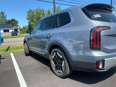 Used 2023 Kia Telluride EX