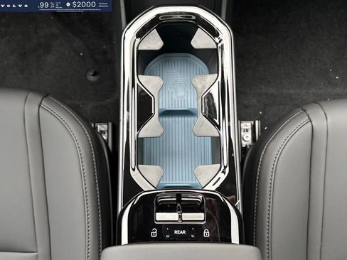 New 2026 Volvo EX30 Plus w/ Climate Package image 13