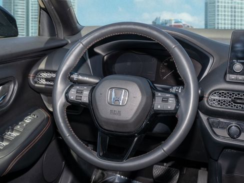 Certified 2023 Honda HR-V Sport image 20