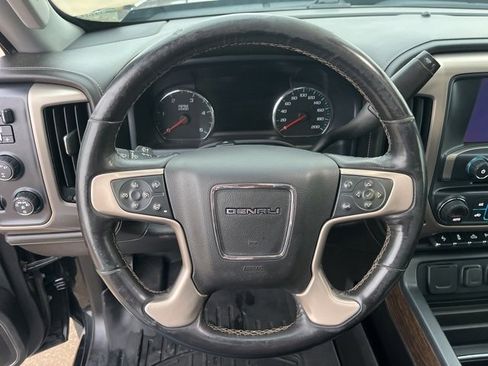 Used 2018 GMC Sierra 2500 Denali image 20