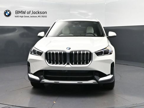 New 2026 BMW X1 xDrive28i w/ Technology Package AWD/4WD image 10