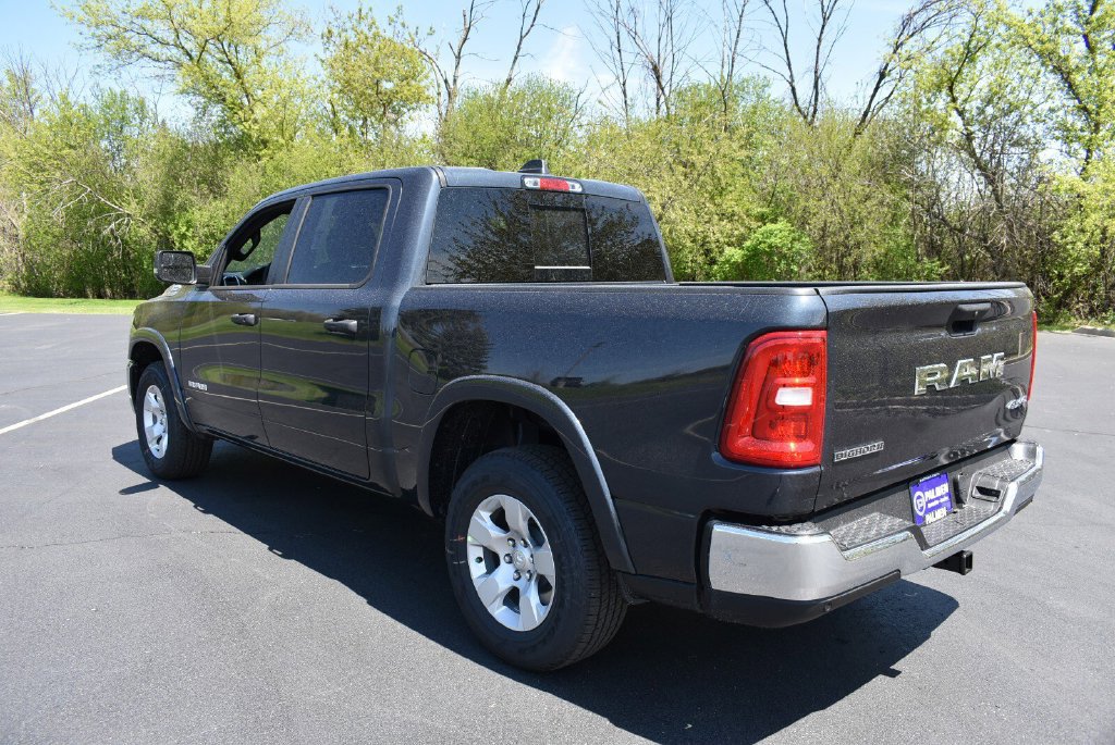 New 2026 RAM 1500 Big Horn AWD/4WD image 7