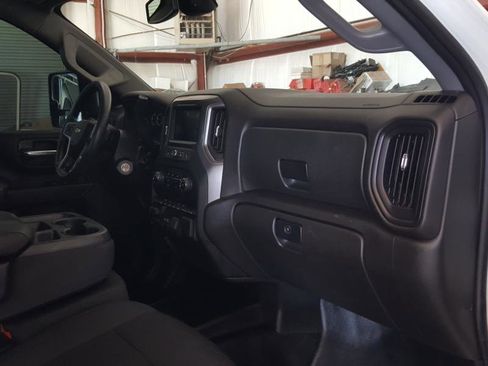 Used 2023 Chevrolet Silverado 2500 W/T w/ WT Convenience Package image 12