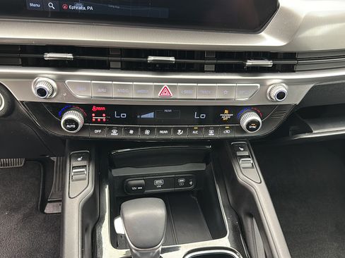 Used 2025 Kia Telluride S AWD/4WD image 20