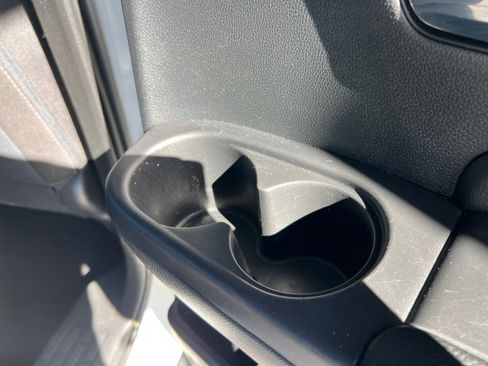 Used 2022 Honda Pilot Sport image 15