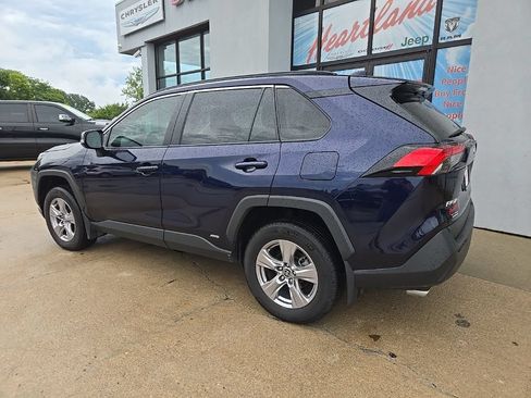 Used 2025 Toyota RAV4 XLE w/ Convenience Package AWD/4WD image 6
