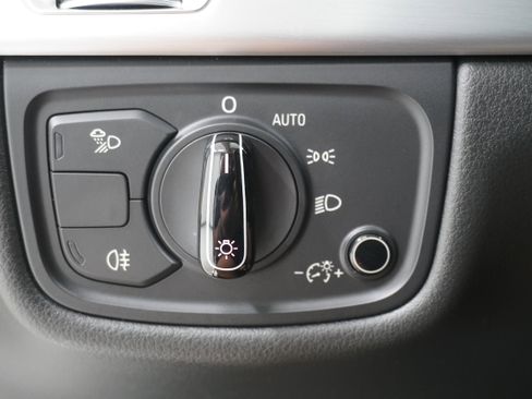 Used 2014 Audi A8 3.0T image 28