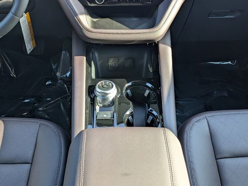 New 2026 Ford Explorer Platinum RWD image 23