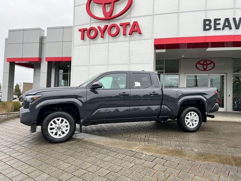 New 2026 Toyota Tacoma SR5 AWD/4WD image 2