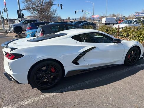 Used 2022 Chevrolet Corvette Stingray Preferred Cpe w/ Z51 Performance Package image 5