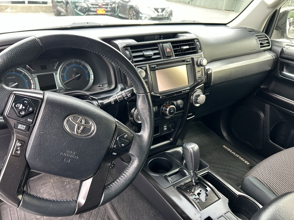 Used 2016 Toyota 4Runner Trail AWD/4WD image 14