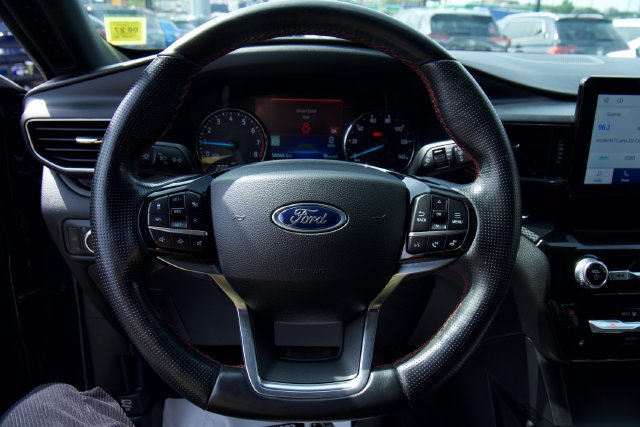 Used 2022 Ford Explorer ST-Line RWD image 19
