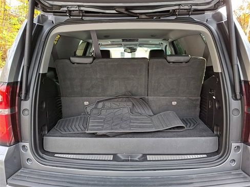 Used 2018 Chevrolet Tahoe LT image 34