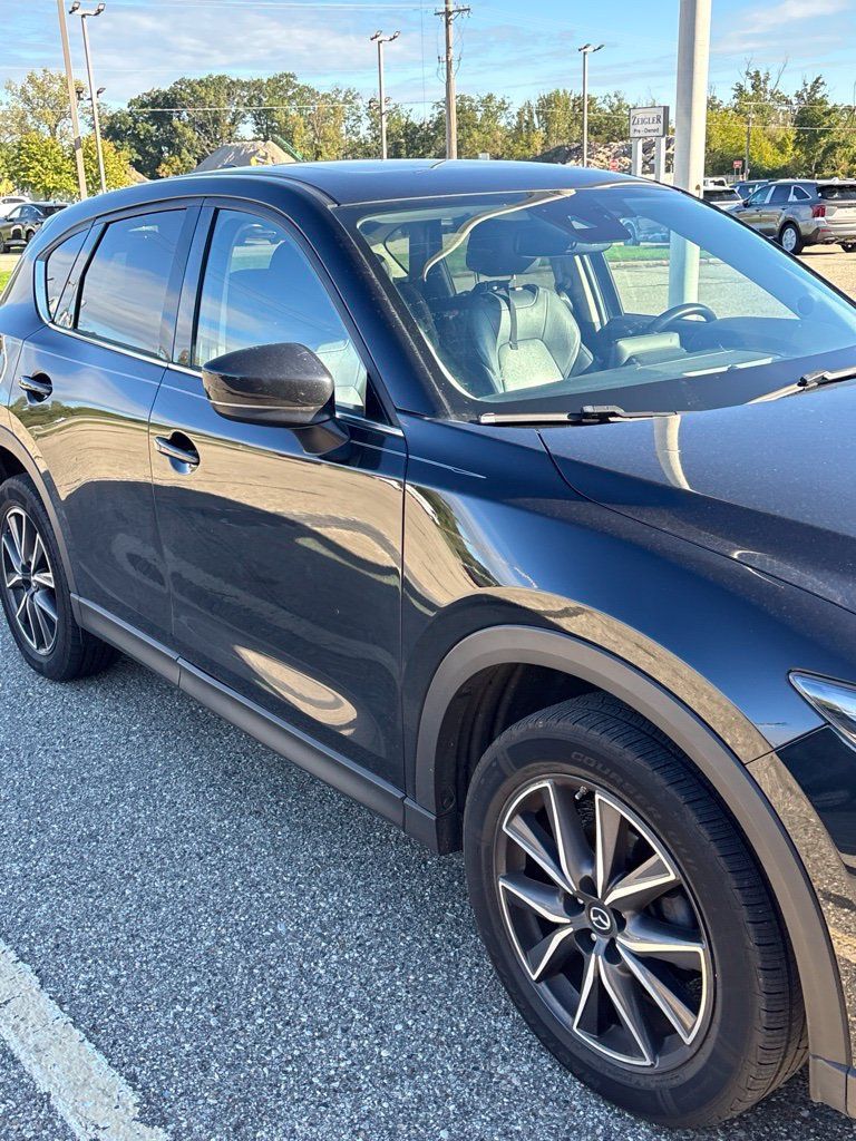 Used 2017 MAZDA CX-5 Grand Touring AWD/4WD image 8