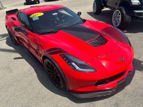 Used 2017 Chevrolet Corvette Grand Sport w/ Grand Sport Heritage Package RWD image 34