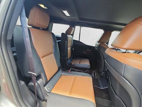 Used 2025 Lexus GX 550 w/ Accessory Package (Z1) AWD/4WD image 18