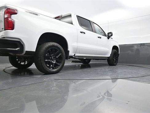 Used 2025 Chevrolet Silverado 1500 LT Trail Boss w/ LT Trail Boss Premium Package image 23