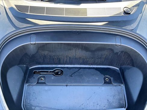 Used 2019 Tesla Model 3 Performance image 31